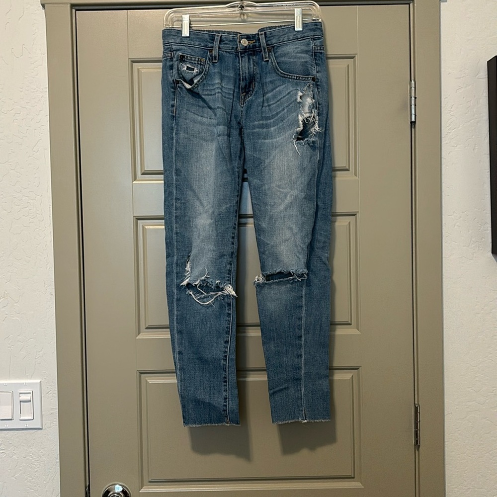 Women’s ripped jeans | size 00/24
